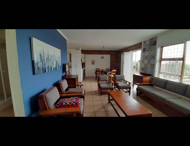 2 BEDROOM HOUSE RENTED IN BEACHVIEW